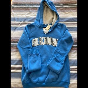 Abercrombie Pullover Sweatshirt